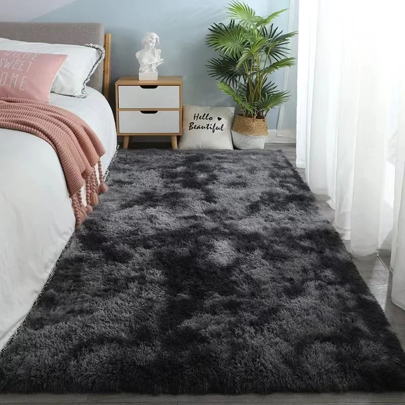 Tapis-Cocooning-peluche-poil-doux-rectangle-luxueux-salon-chambre-decoration-design-noir