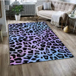 Tapis-leopard-motif-animal-rectangle-luxueux-salon-chambre-decoration-violet-design